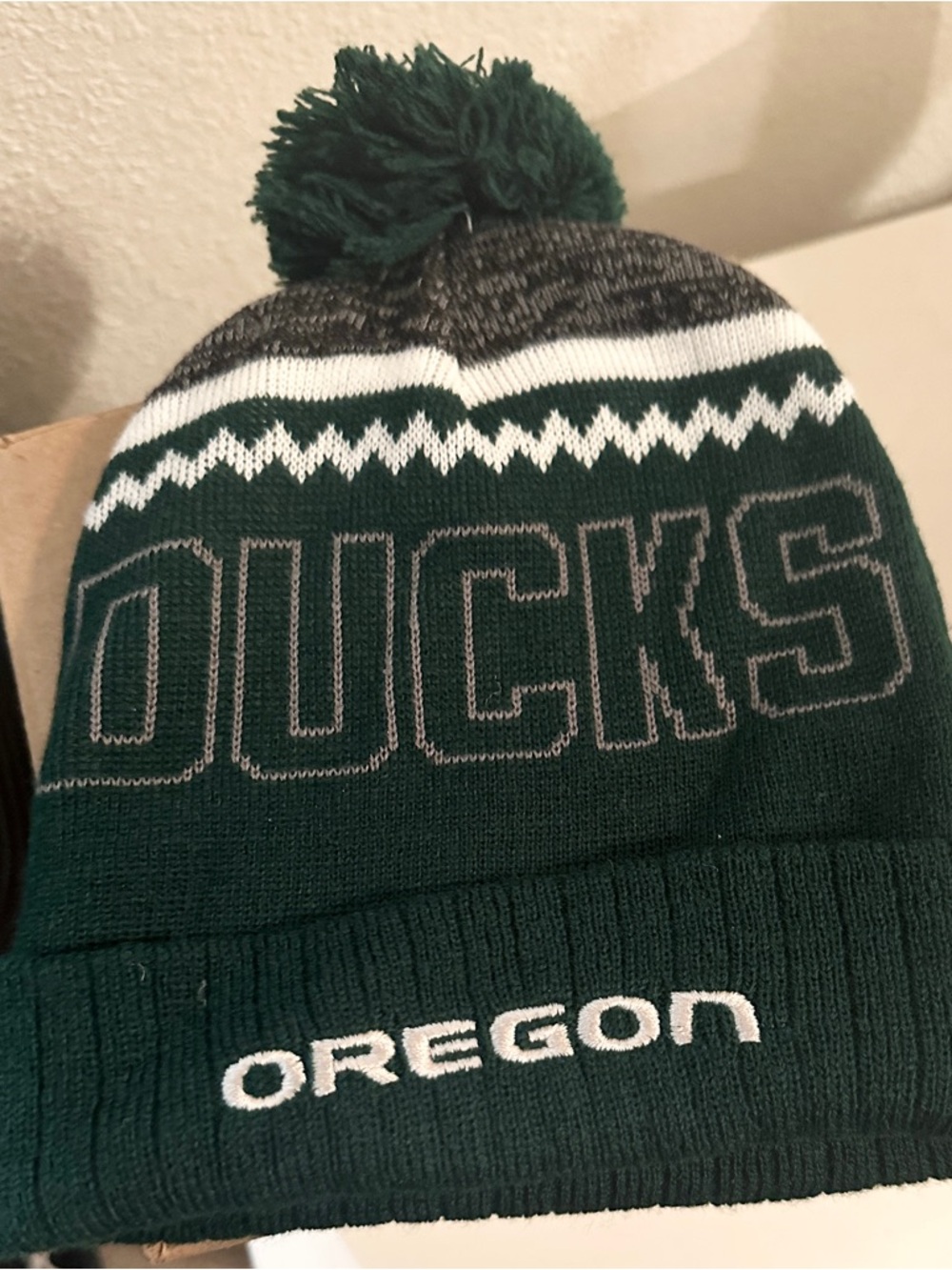 Oregon Ducks Green Pom Beanie Hat